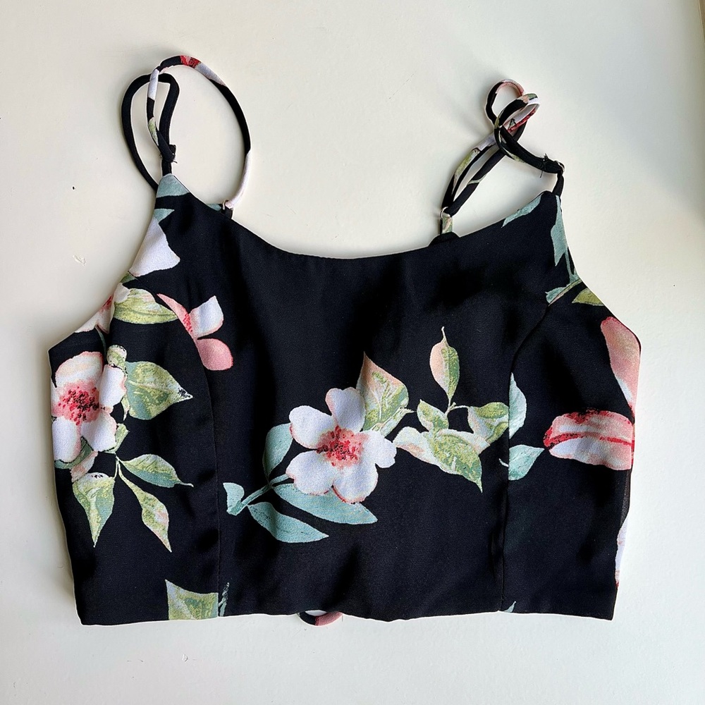 LULUS tie back crop top